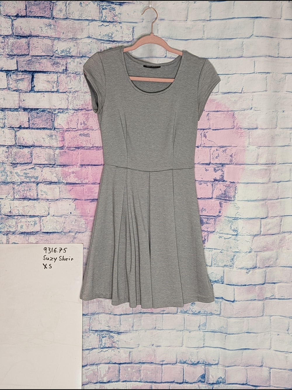 Suzy Shier Light Gray Short-Sleeve Fit & Flare Dress